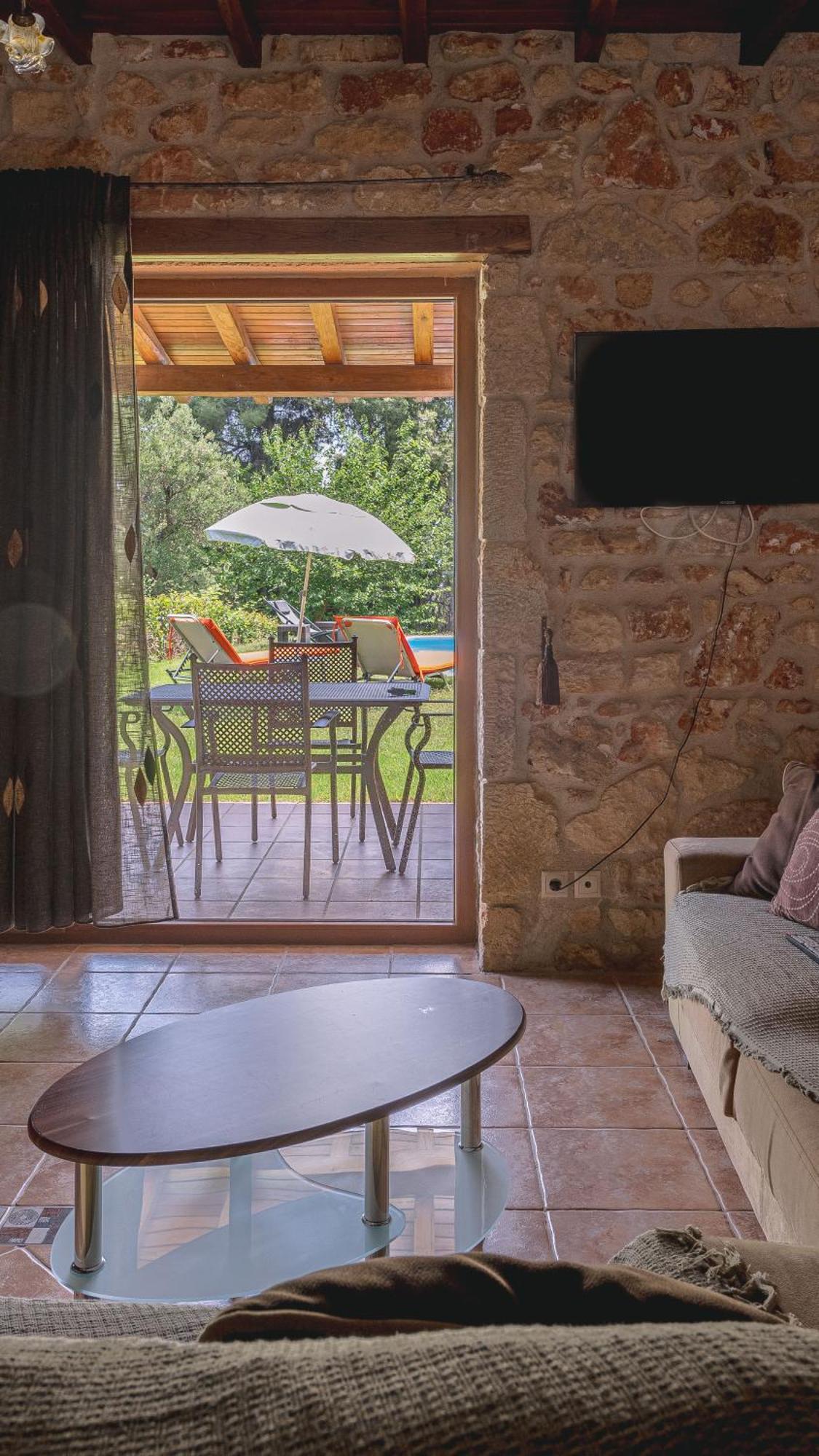 Stone Made Private Pool Villas Kriopigi Quarto foto